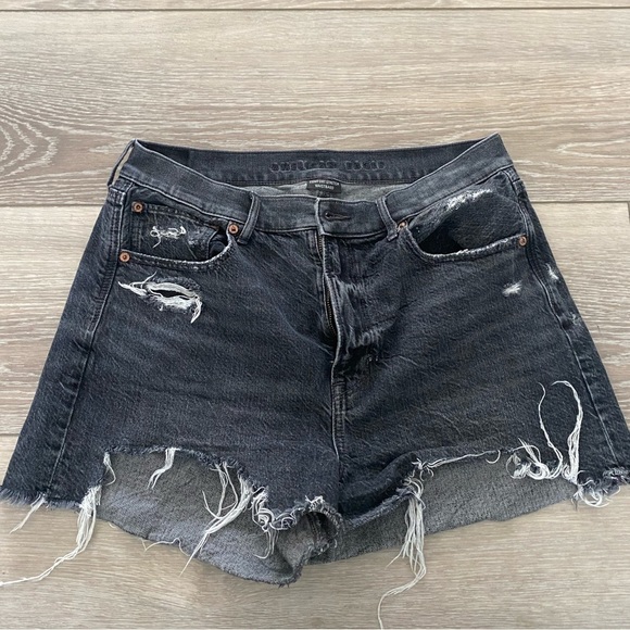 American Eagle Outfitters Pants - American eagle black denim highest rise 90’s boyfriend shorts
